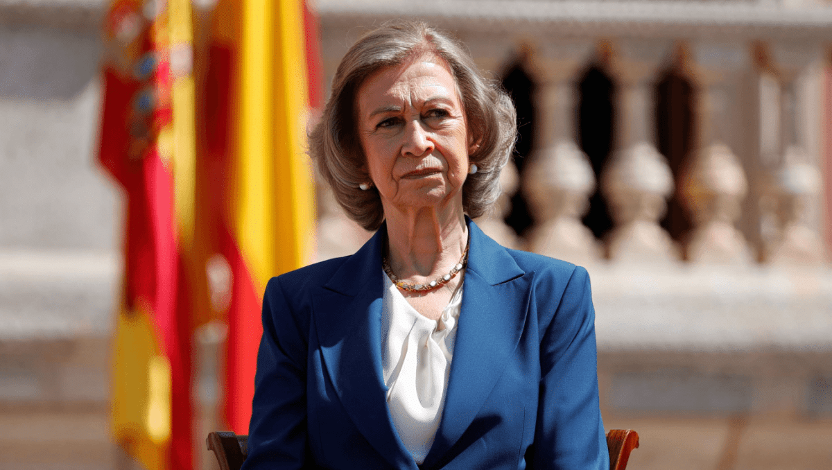 «¡Sofi, cógelo!»: la historia tras el anillo de la discordia que el Emérito le regaló a la reina Sofía