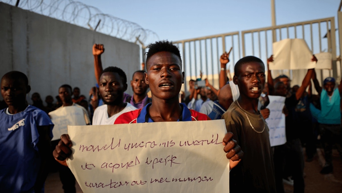 ERC, Bildu y BNG exigen a Albares comparecer por las «cárceles» de inmigrantes en Mauritania