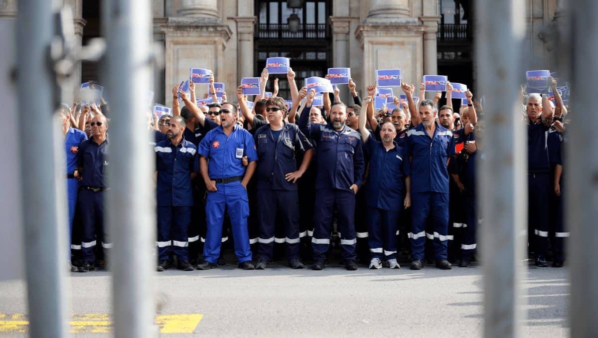 Exigen la destitución del director de prisiones en Cataluña por dar «una bofetada» a un preso