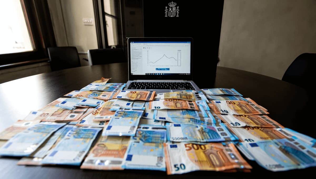 Igualdad se gasta 67.000 euros en un informe sobre el 'sexilio' con solo 72 descargas