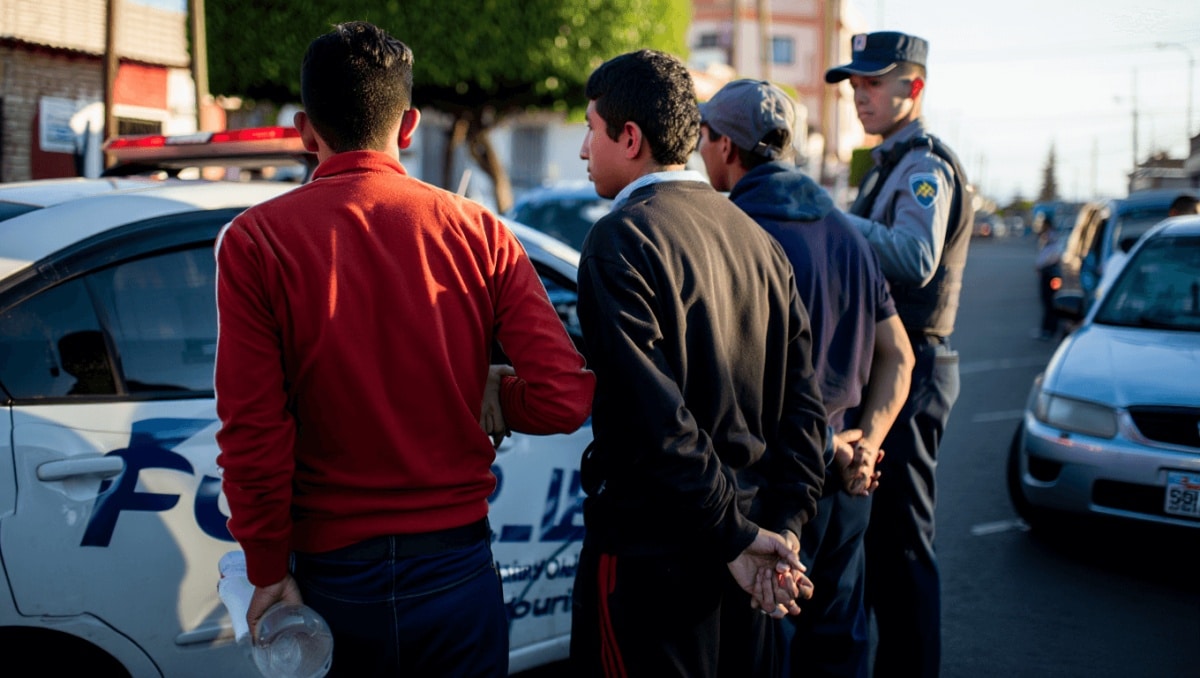 Tres detenidos por retener ilegalmente y agredir a un hombre en San Cristóbal de La Laguna