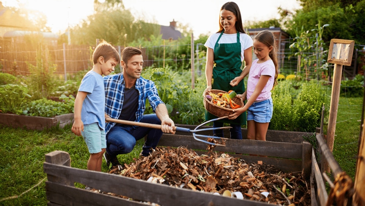 campana de compostaje domestico de Cogersa