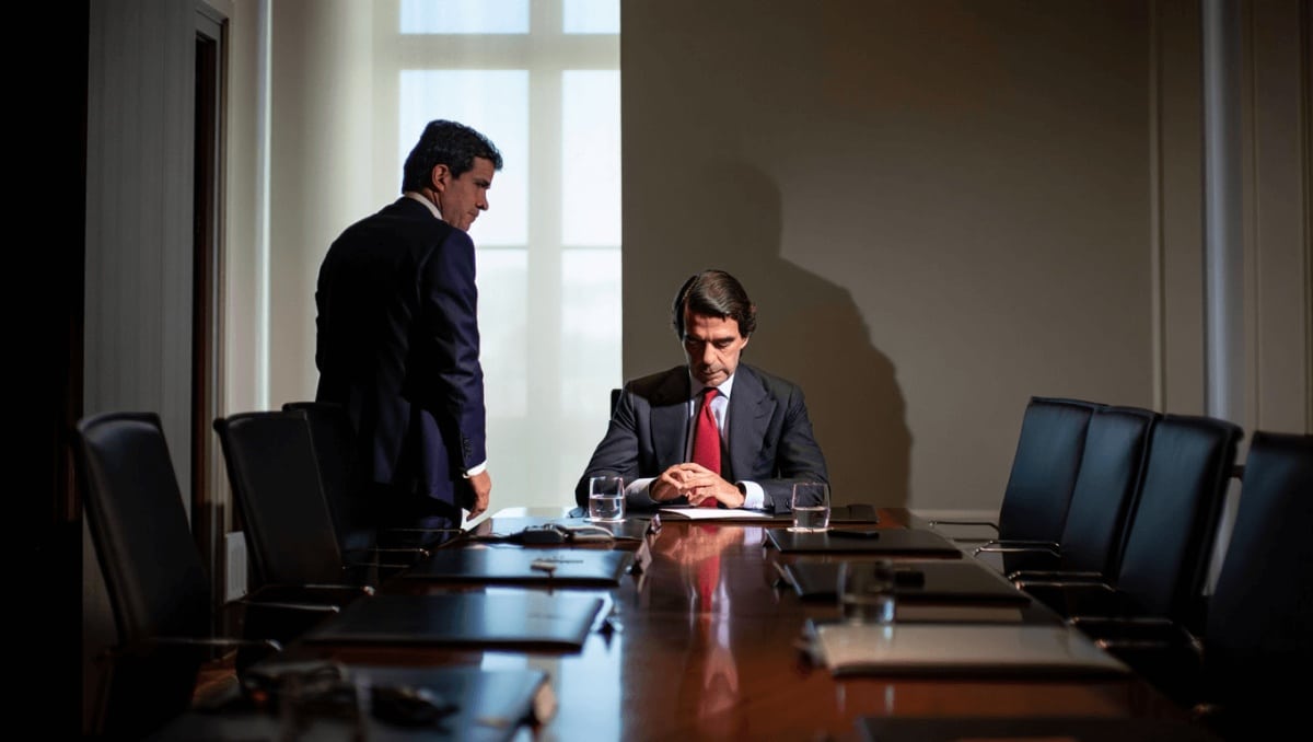 Antonio Maíllo se descuelga de un foro con Aznar tras las presiones de Podemos