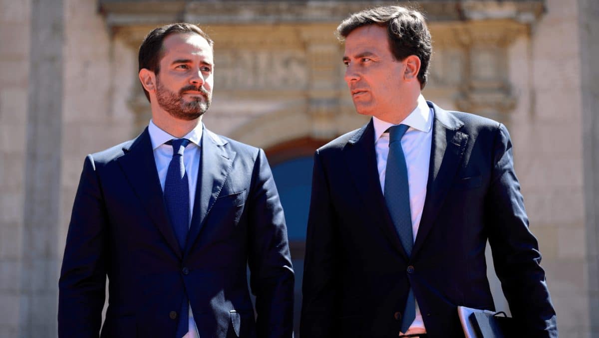 Mañueco necesitará a Vox para seguir siendo presidente de Castilla y León tras el 15-M
