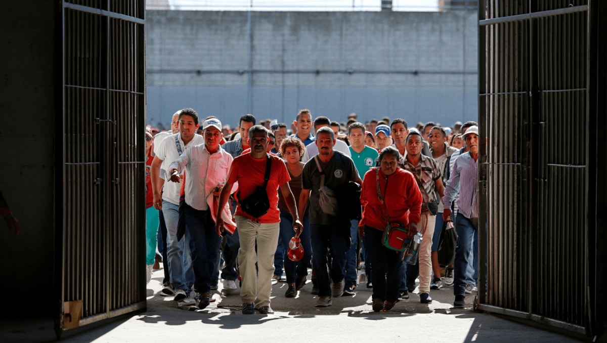 Venezuela anuncia amnistías a 379 presos políticos con vistas a su excarcelación