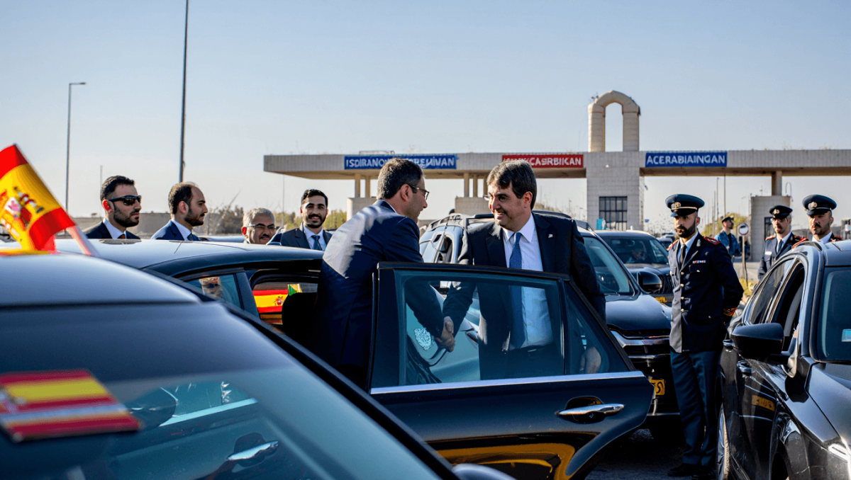 Albares confirma que ha sido evacuada «con éxito» la Embajada de España en Irán