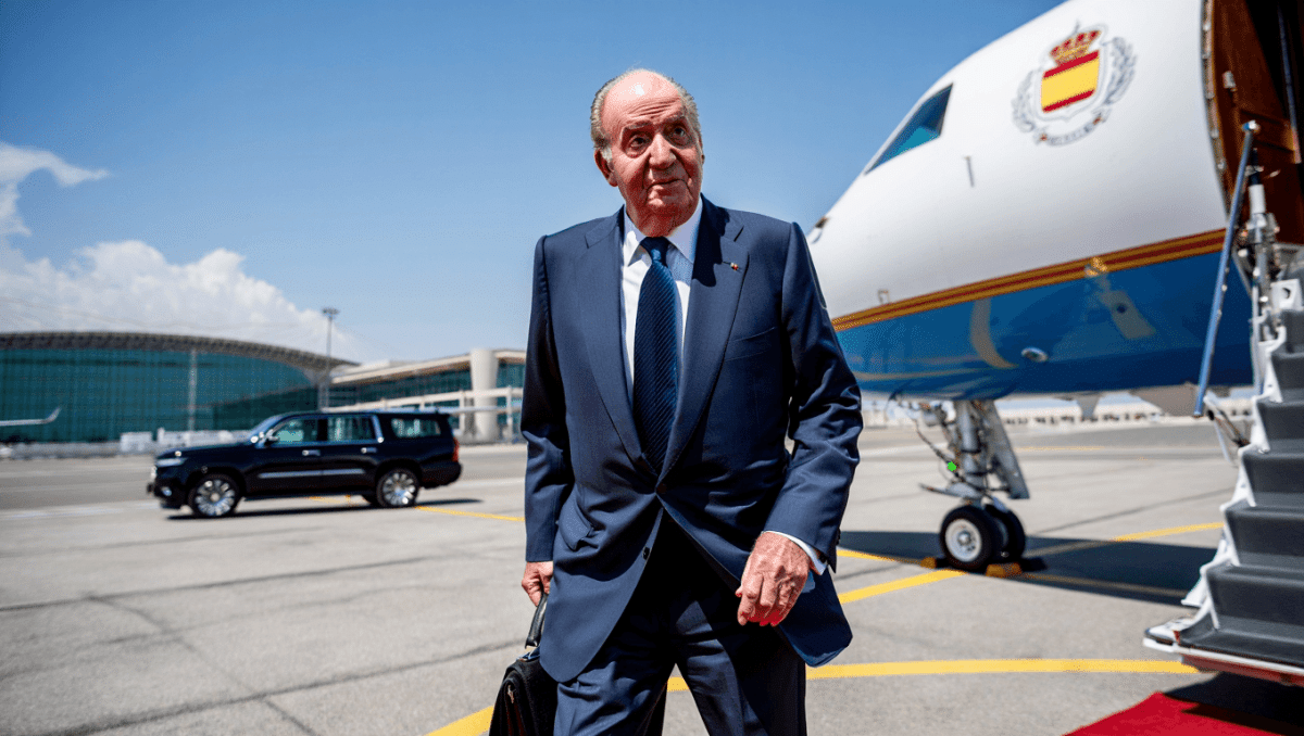 El rey Juan Carlos cancela su viaje a Sangenjo por la situación en Emiratos Árabes