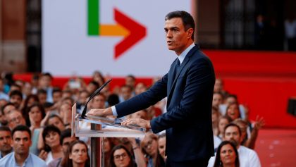 Sánchez asegura en la cumbre 'progresista' que el tiempo de la derecha se acaba