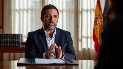 Vox ficha contra el «acoso digital» a un abogado que criticaba la «Stasi» del partido en redes