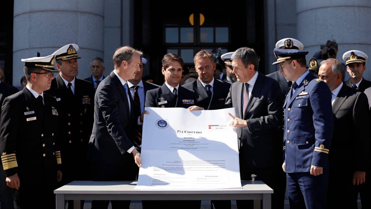 La Armada adjudicó un contrato a la petrolera del imputado Hamlyn en 2021