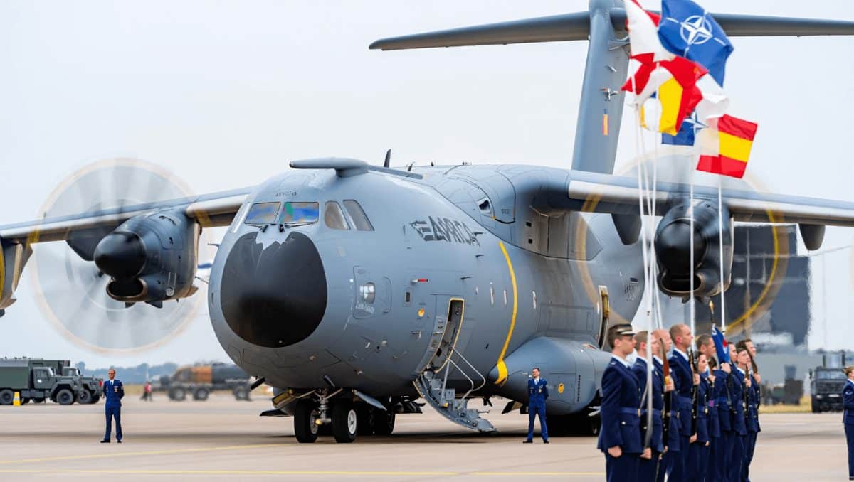 La OTAN impulsa un plan para reforzar su movilidad aérea con España como eje industrial