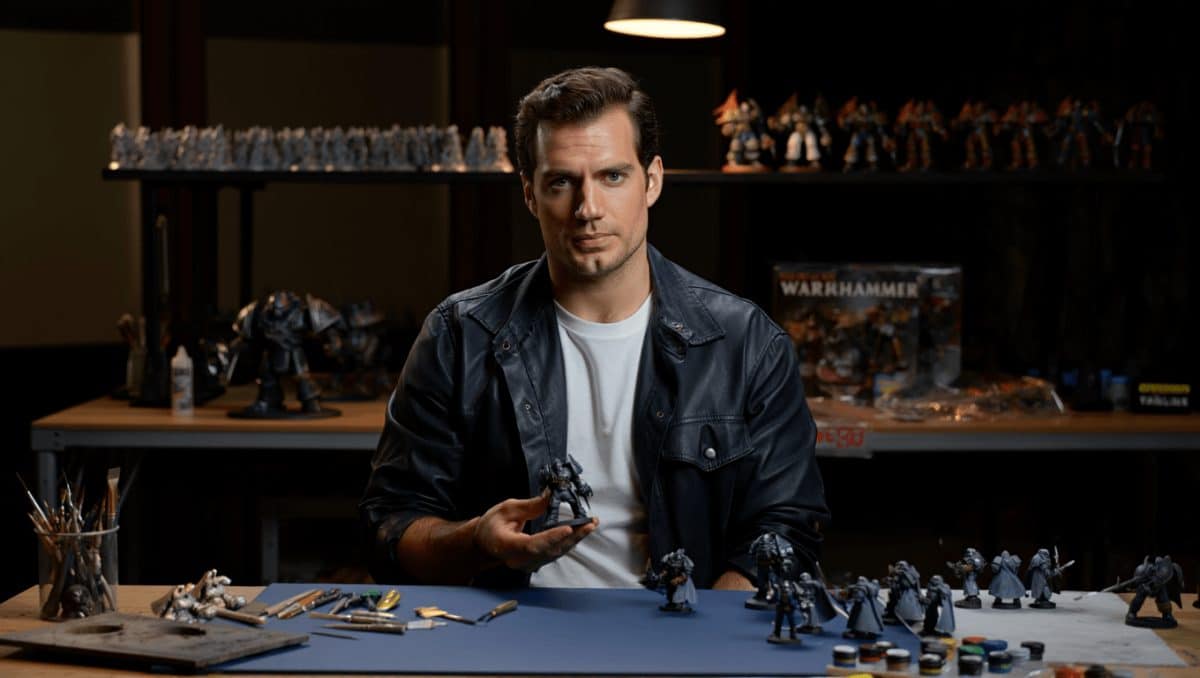 Henry Cavill no se conforma con una sola serie de 'Warhammer 40.000' y ya prepara una versión animada. Hoy mismo podemos ver su primer episodio