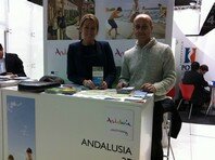 Natalia Díaz en stand de Andalucía