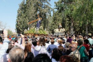 Miles de personas vivieron el momento mágico del encuentro de Jesús Nazareno con la Virgen de los Dolores.