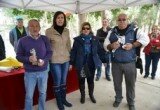 Mariela Poveda con los premiados