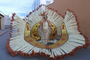 Desfile Carnaval Pulpí- Trajes de Papel