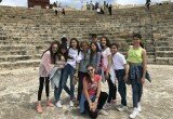 Grupo de estudiantes de Pulpí junto a los profesores en uno de los destinos del programa Erasmus +