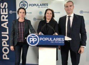 CARMEN CRESPO, ARÁNZAZU MARTÍN Y AMÓS GARCÍA