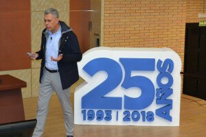 FOTO 1 ENERO 31 CONFERENCIANTE ENRIQUE DANS