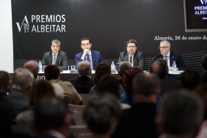 PREMIOS ALBÉITAR (2)