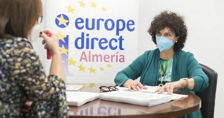 Carmen Navarro Cruz Diputada Delegada Especial de Empleo, Promoción Económica, Iniciativas Europeas, Comercio y Empresa presenta el Proyecto COSME. Europa direct.