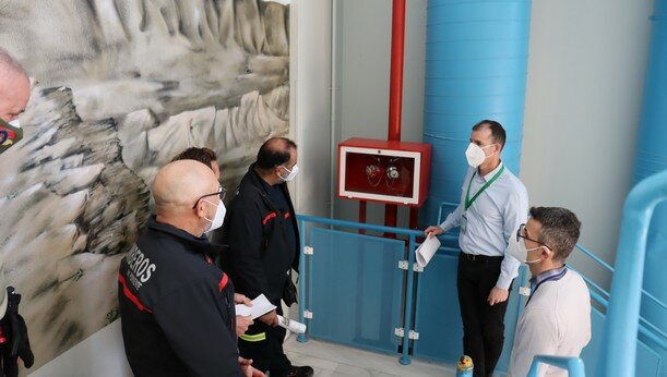 210218 H Poniente Visita Bomberos (4)