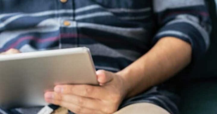 Ordenador busqueda empleo