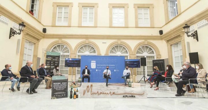 Presentación Festival Murmura. En el acto participarán el presidente de Diputación, Javier A. García, el diputado de Turismo, Fernando Giménez, el director del Festival, Diego Ferrón y la diputada de Promoción Agroalimentaria, María Luisa Cruz. Asistirán los alcaldes de Laujar, Fuente Victoria Fondón, Canjáyar, Padules, Beires, Almócita y Alboloduy, así como los representantes de las bodegas ‘Barea Granados’ y Cepa Bosquet.