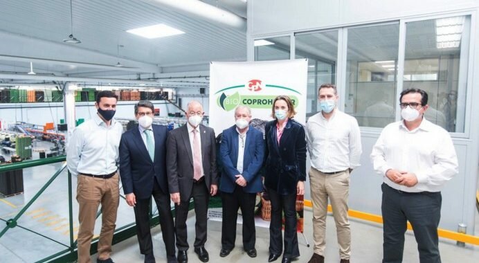 VISITA CUCA GAMARRA A COPROHNÍJAR 3