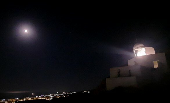 21.08.02.BalizaFaroMojácarMSMPrueba de alcance de LuzFotoMSM_1